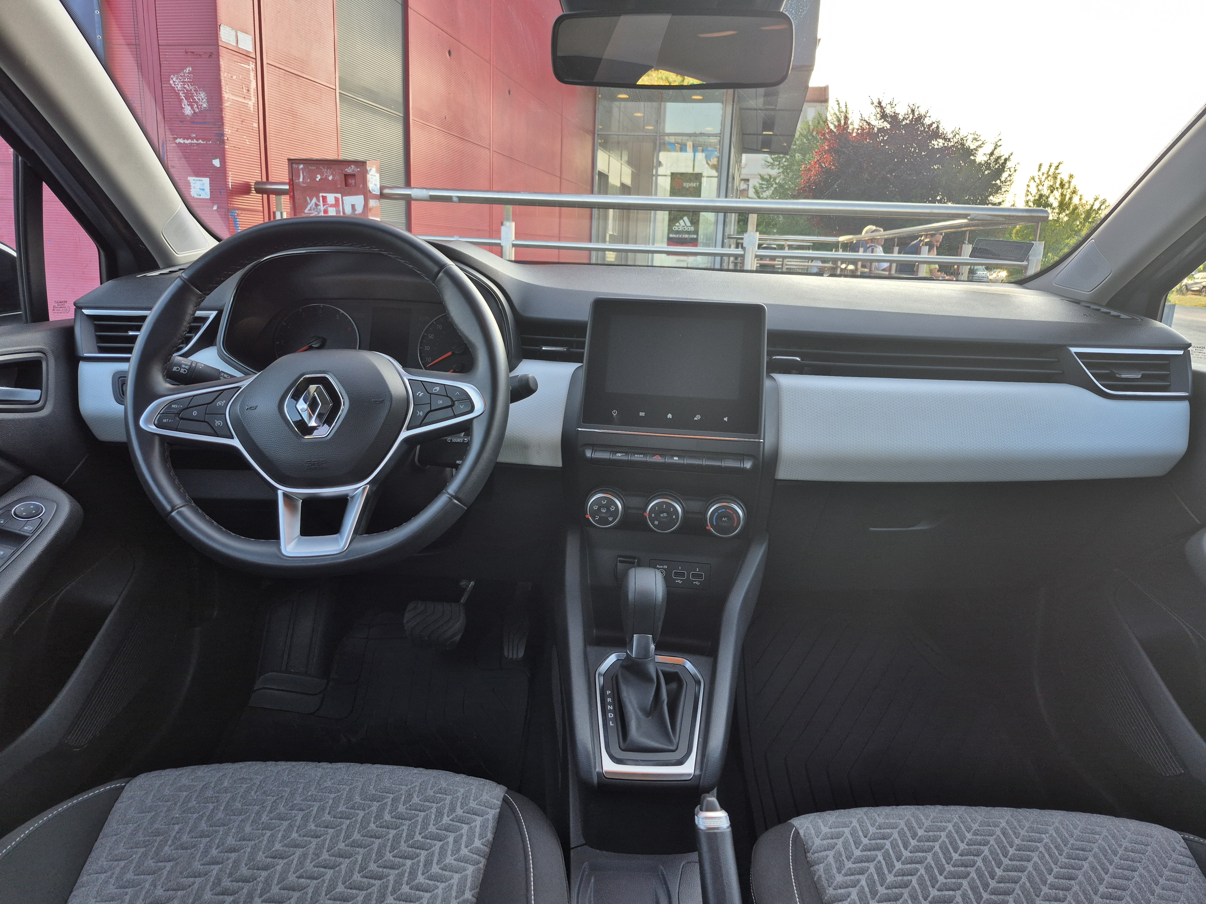 Renault Clio Limited Automatic 4